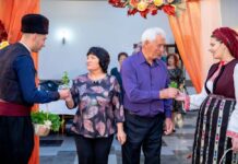 Разлог празнува най-красивото обещание – да останеш до любимия човек: празник на сребърните, златните и диамантените сватби.